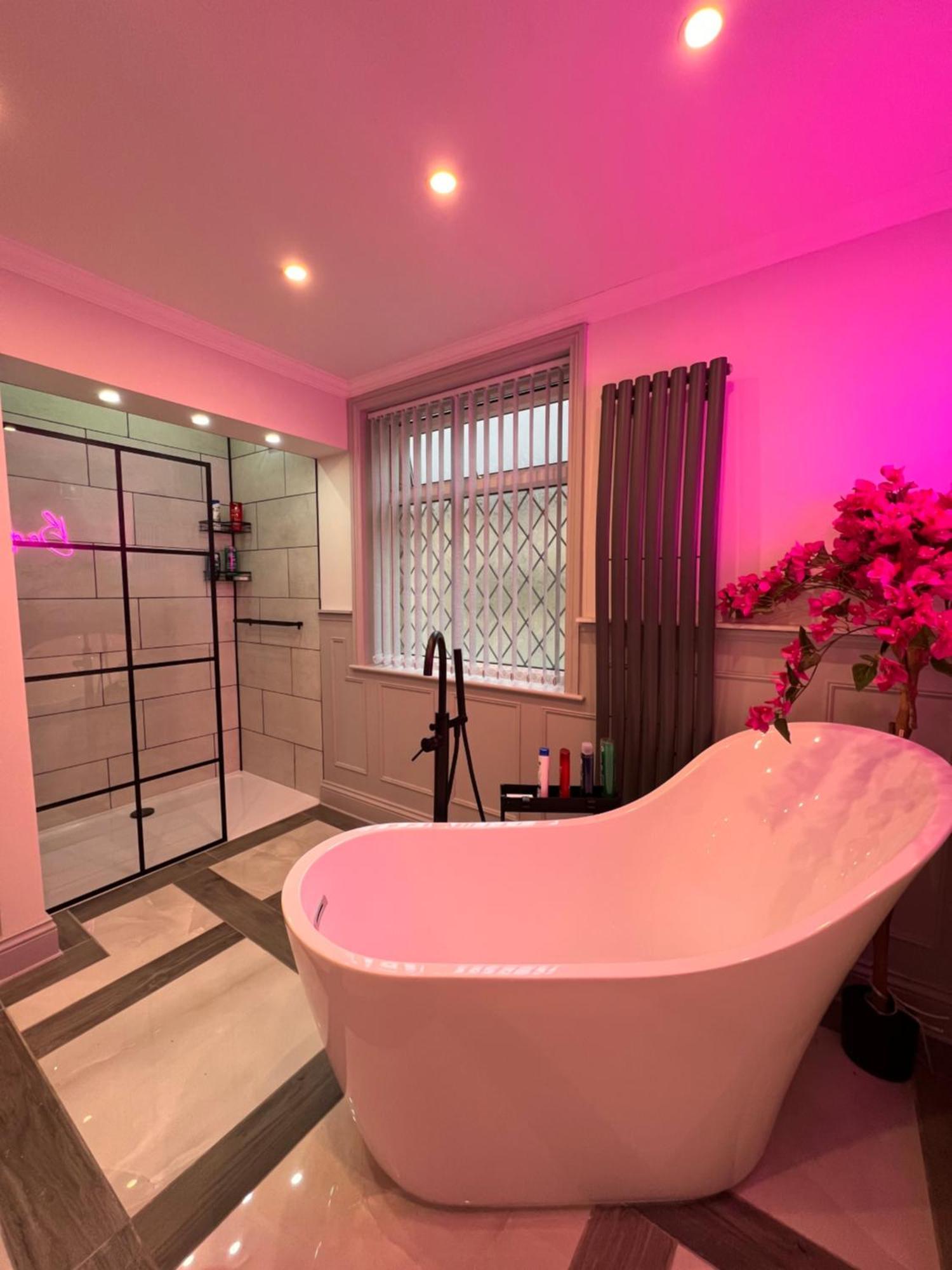 Cosy Detached House In Bradford Holiday home